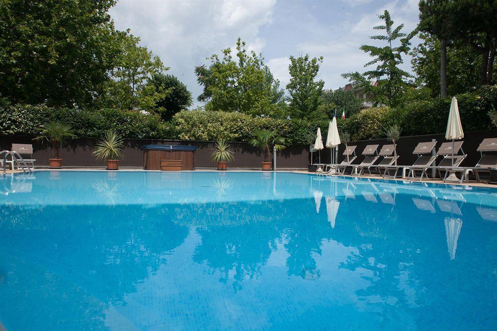 Hotel Fabilia Family